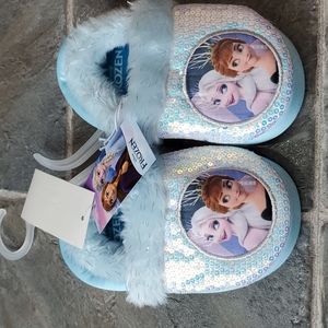 Frozen Slippers